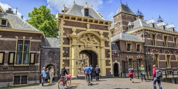 Le Binnenhof ferme pendant 5 ans