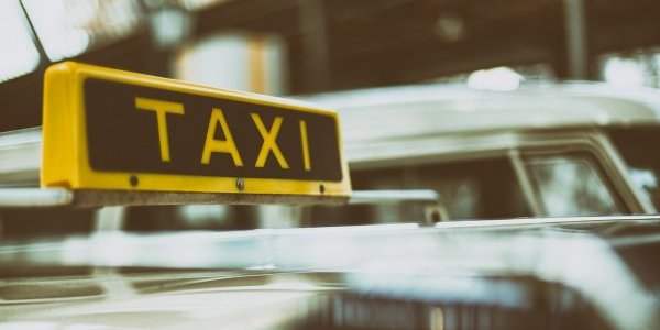 Taxi
