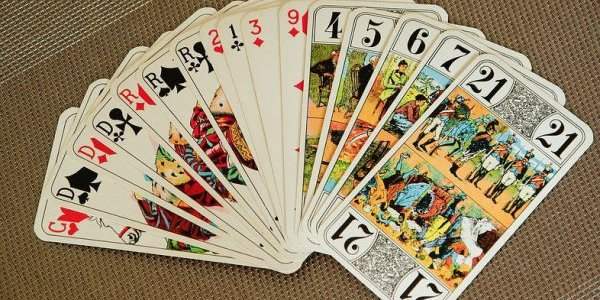 Tarot